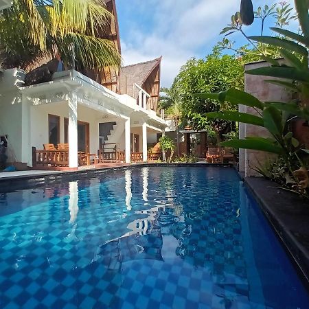 Susan Bungalow Gili Air Exterior photo