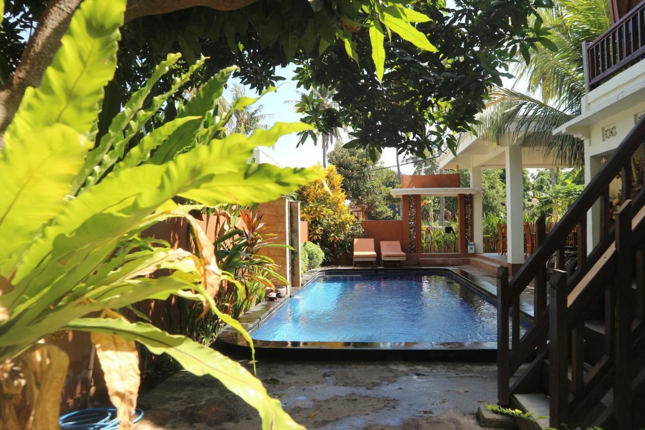 Susan Bungalow Gili Air Exterior photo