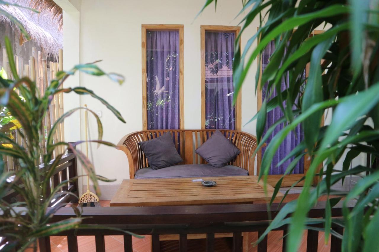 Susan Bungalow Gili Air Exterior photo