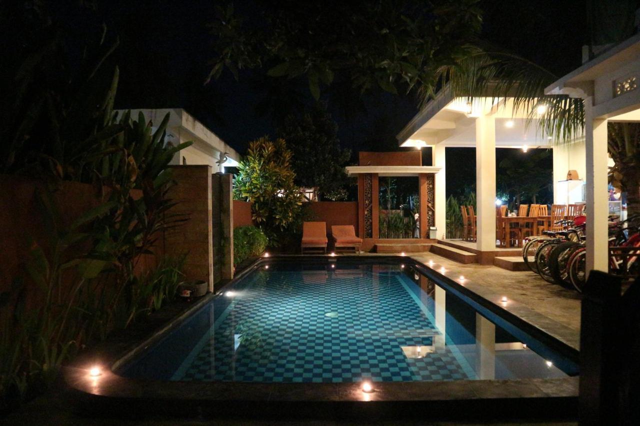 Susan Bungalow Hotel Gili Air Exterior photo