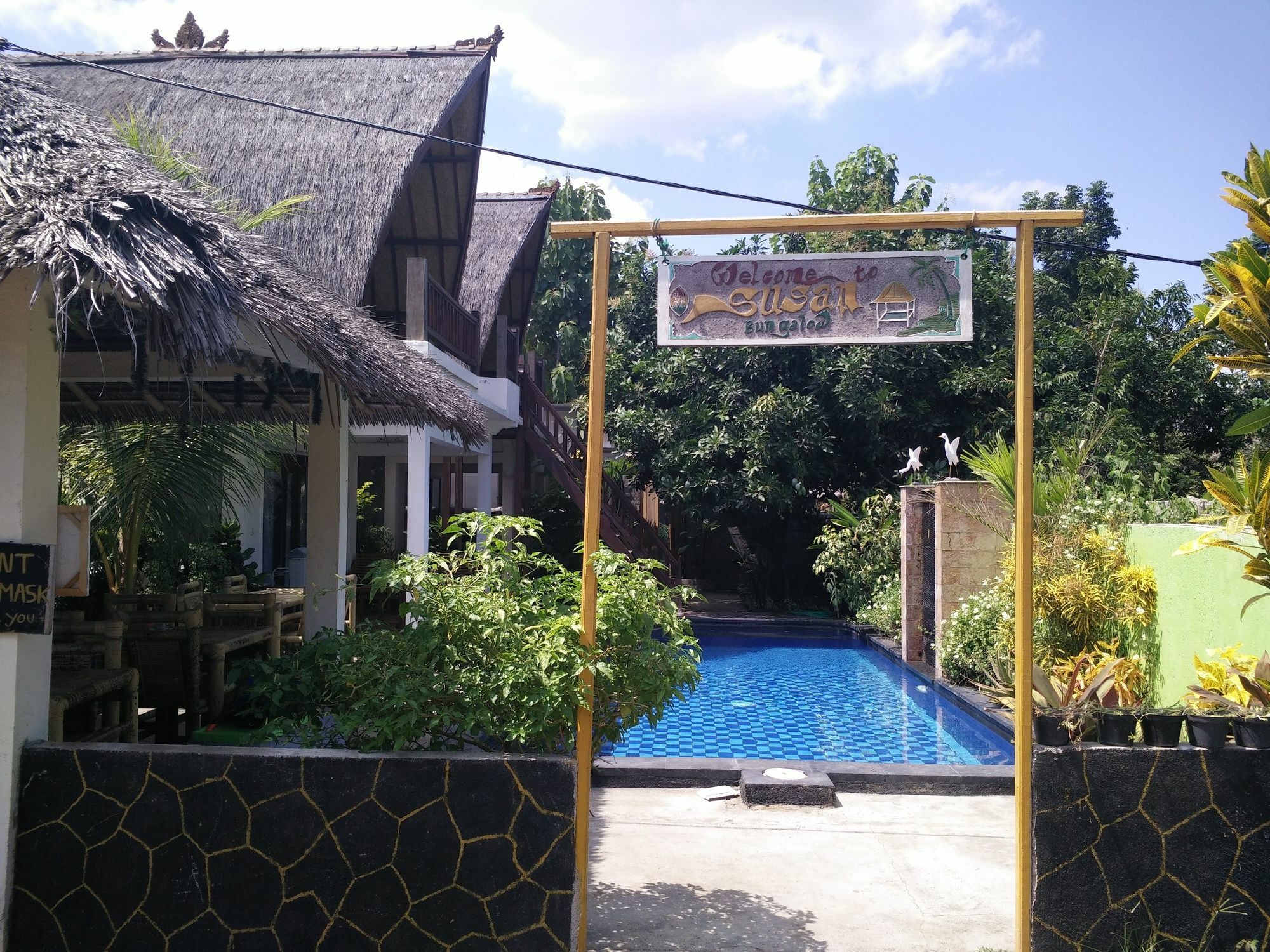 Susan Bungalow Hotel Gili Air Exterior photo