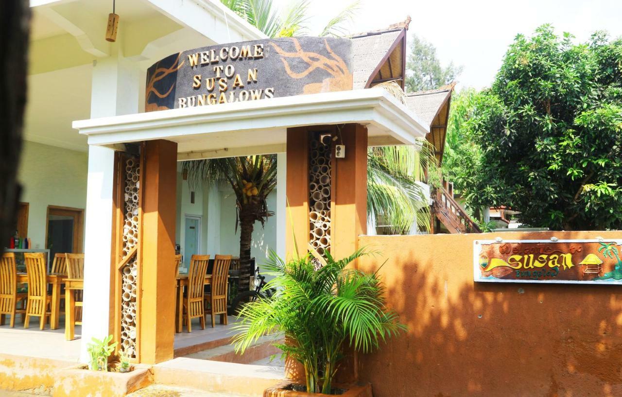 Susan Bungalow Hotel Gili Air Exterior photo